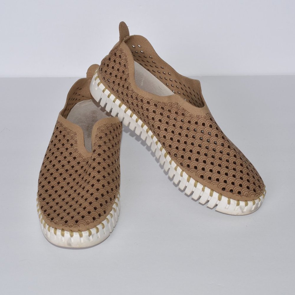 Ilse Jacobsen Tulip Scalloped Sneaker Slip Ons 38